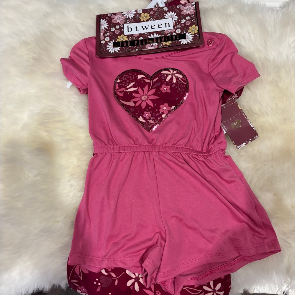 Set of 2 Heart Rompers in Pink size 3T NEW with tags